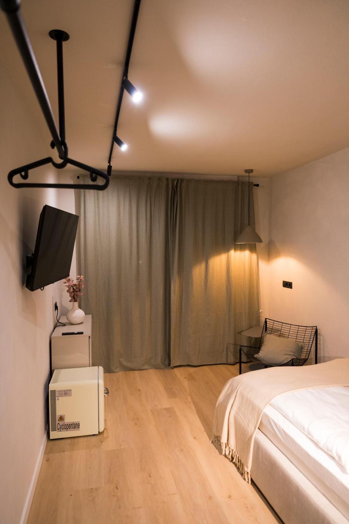 Hotel Weinhaus Kreuter Кобленц Екстериор снимка